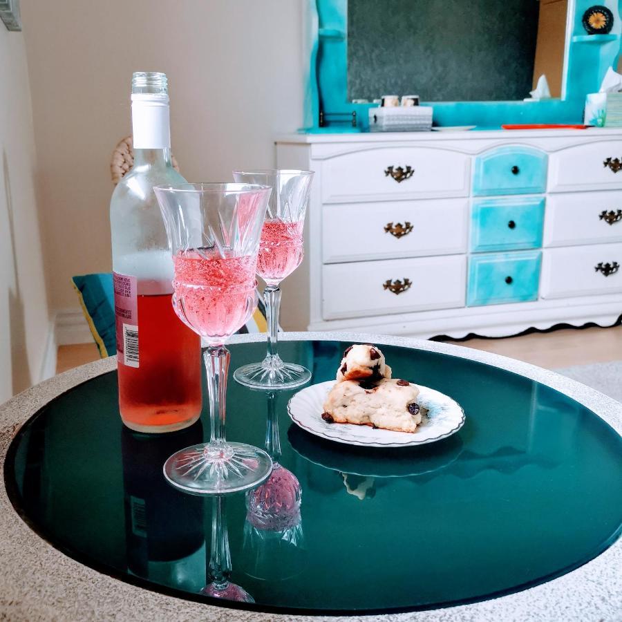 The Turnip Bed And Breakfast Parson's Pond 외부 사진